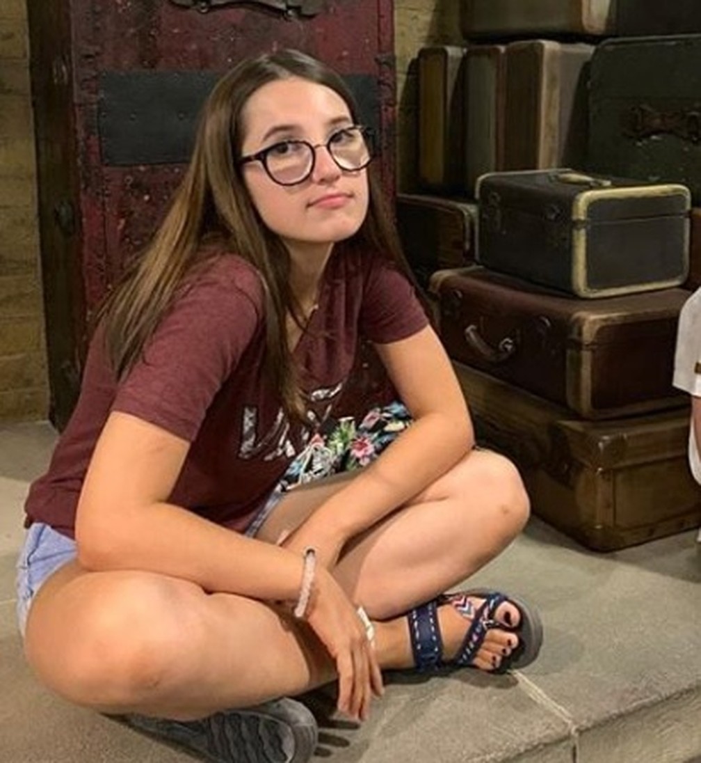 Menor que atirou e matou Isabele é levada para unidade socioeducativa