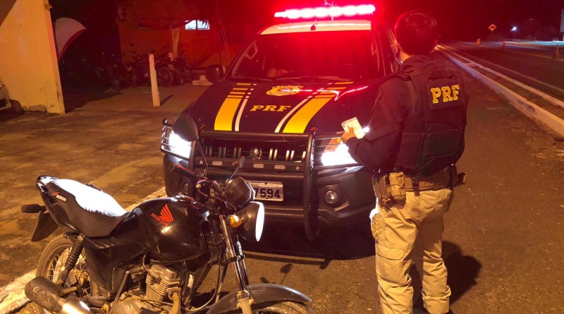 Homem é preso com CNH falsa na BR 316 em Alegrete do Piauí