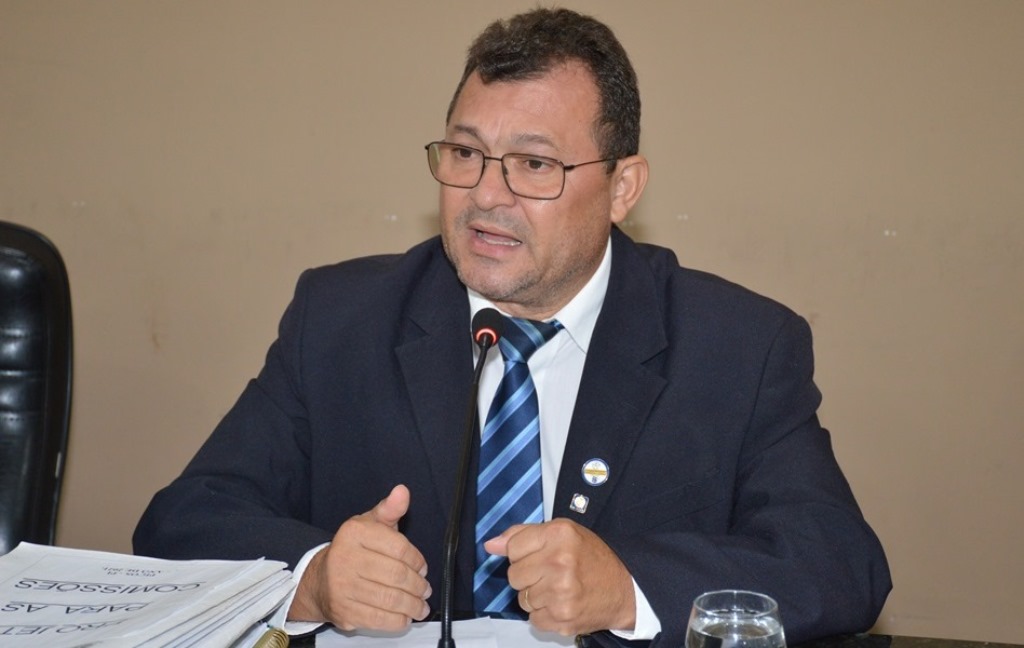 Presidente da Câmara propõe audiência pública para tratar sobre causa animal em Picos