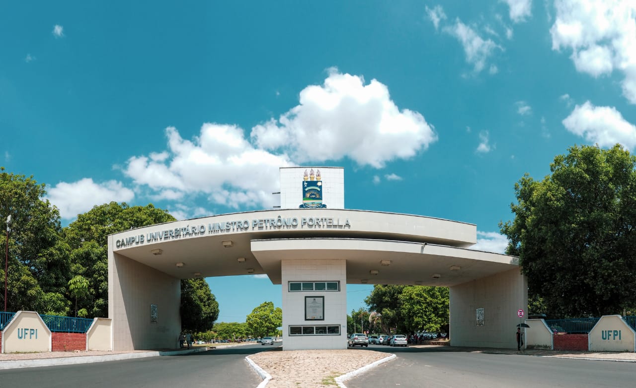 UFPI lança vestibular com mais de 700 vagas para cursos técnicos