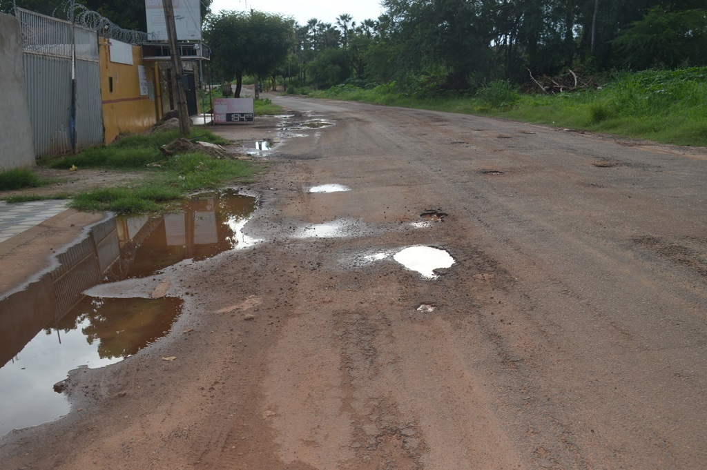 Veja imagens: buracos invadem rodovia estadual que liga Picos a Gameleira dos Rodrigues