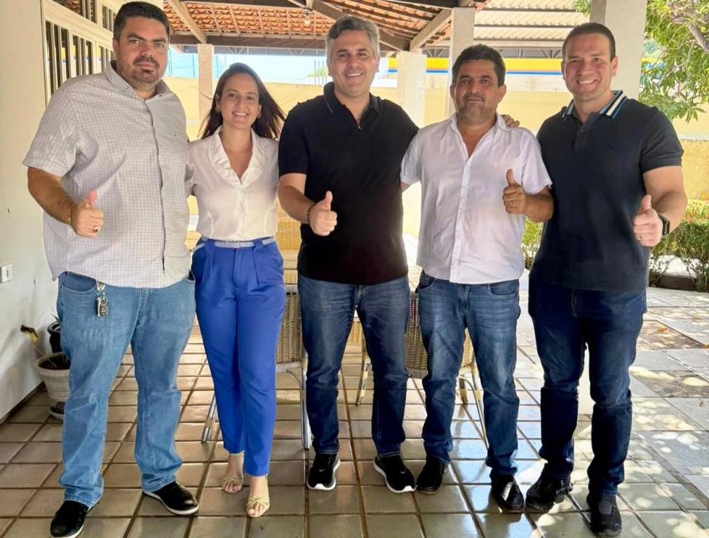 Aliança política: vereador Pedro Pio oficializa apoio ao prefeito de Picos, Pablo Santos