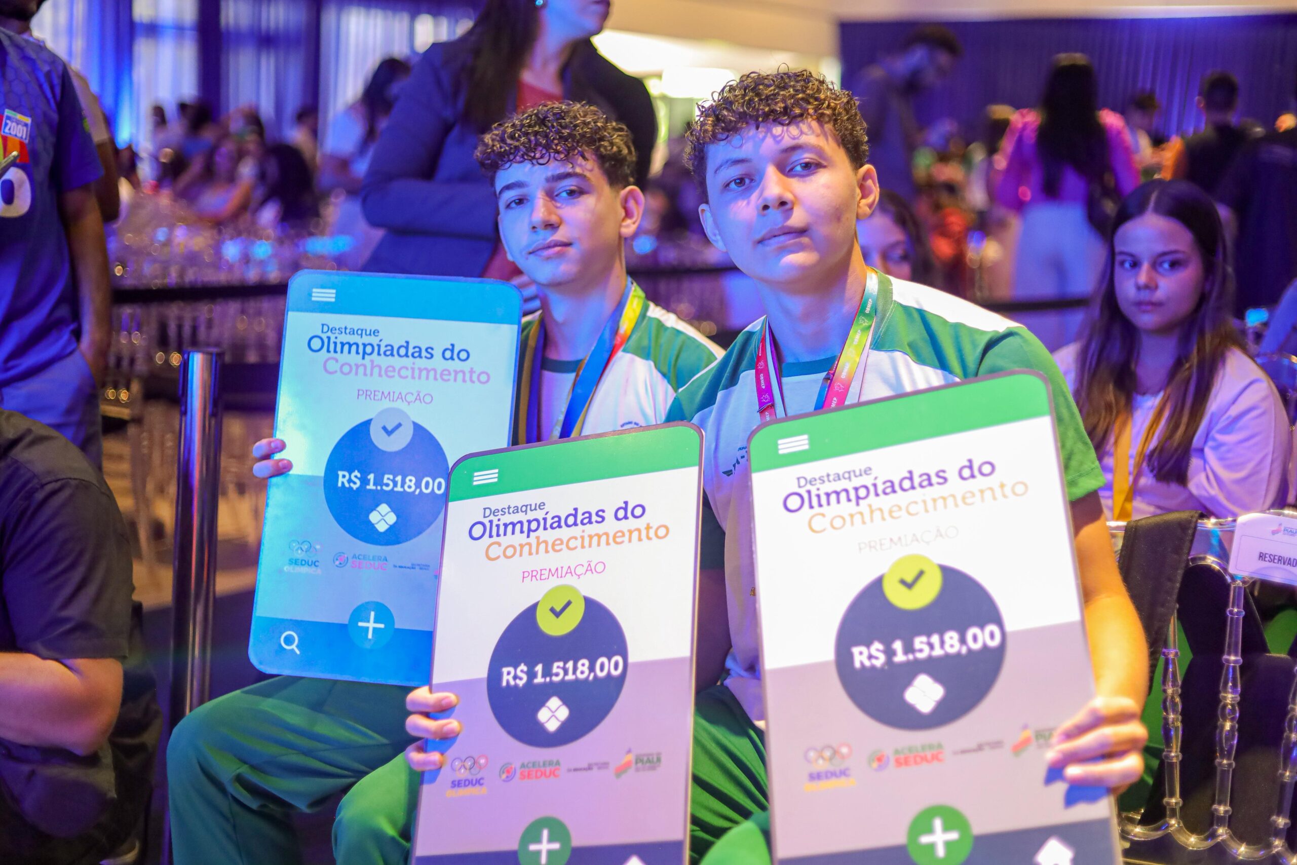 Seduc realiza pagamento de bolsas para mais de 9 mil estudantes da rede estadual