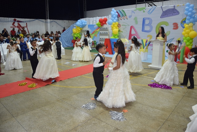 Paquetá realiza com brilhantismo a 1ª Formatura do ABC