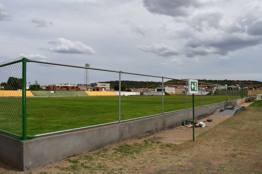 Reforma do estádio Helvídio Nunes em Picos será inaugurada próxima sexta-feira