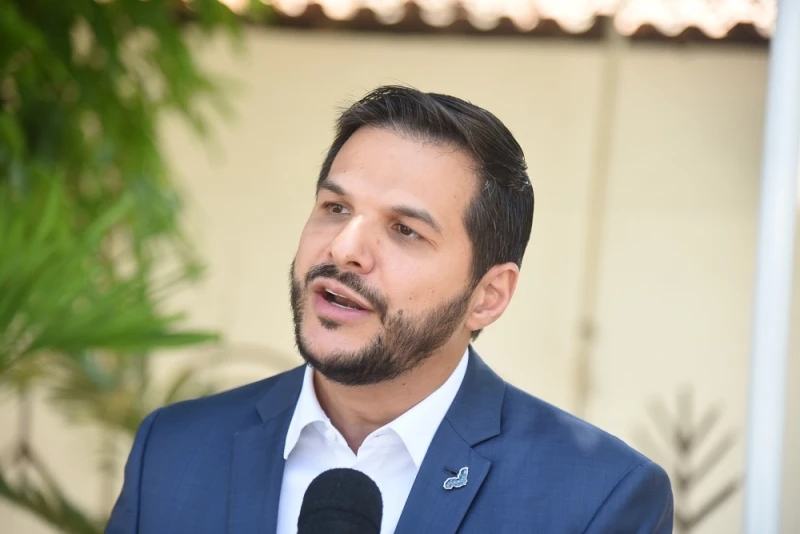 Washington Bandeira assume coordenação do plano de governo de Rafael Fonteles para 2026