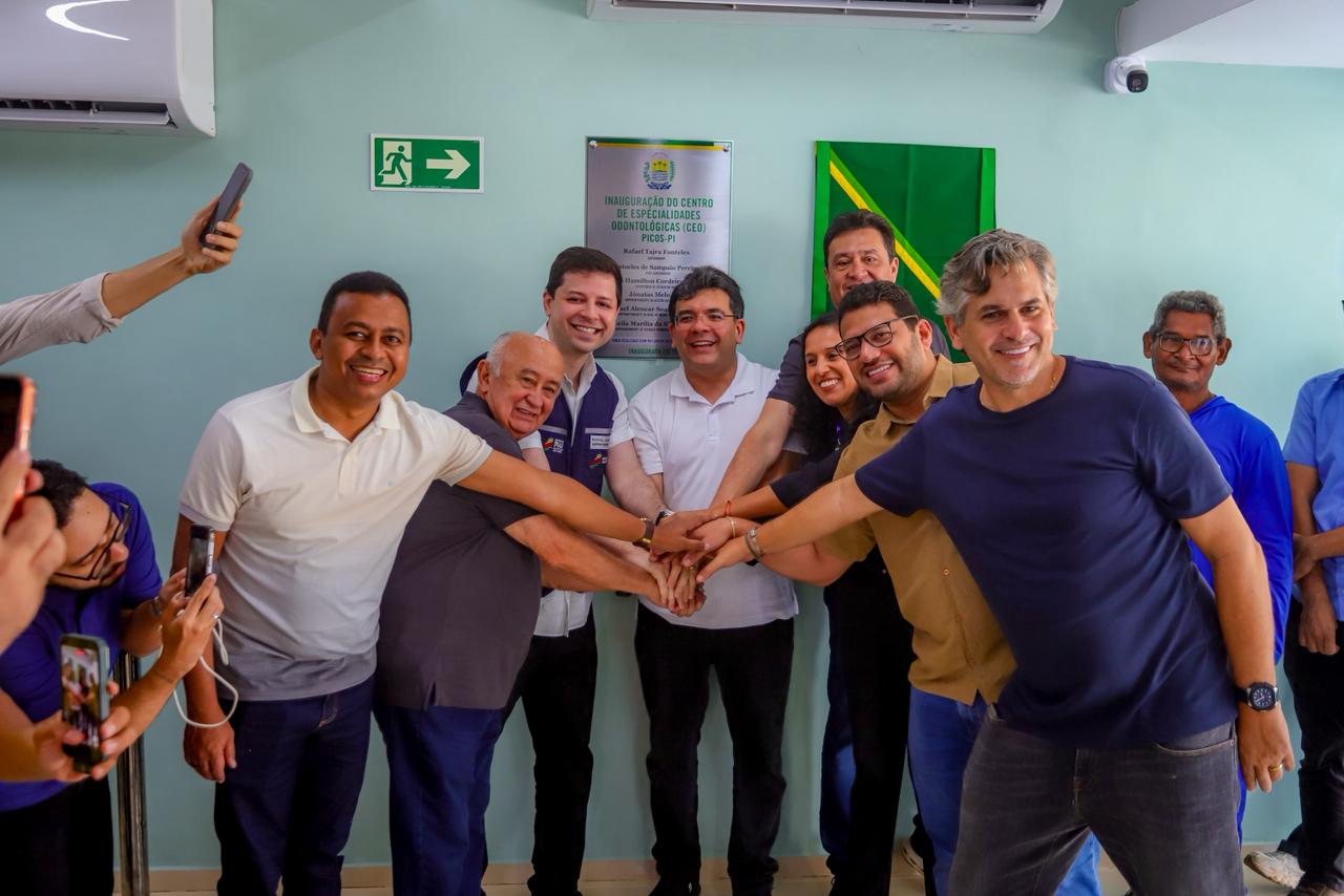 Governador inaugura Centro de Especialidades Odontológicas e autoriza R$ 26,7 milhões em obras estruturantes em Picos