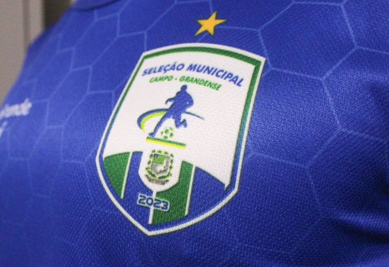 Prefeitura de Campo Grande do Piauí entrega novos uniformes à Seleção Municipal para a temporada de 2026