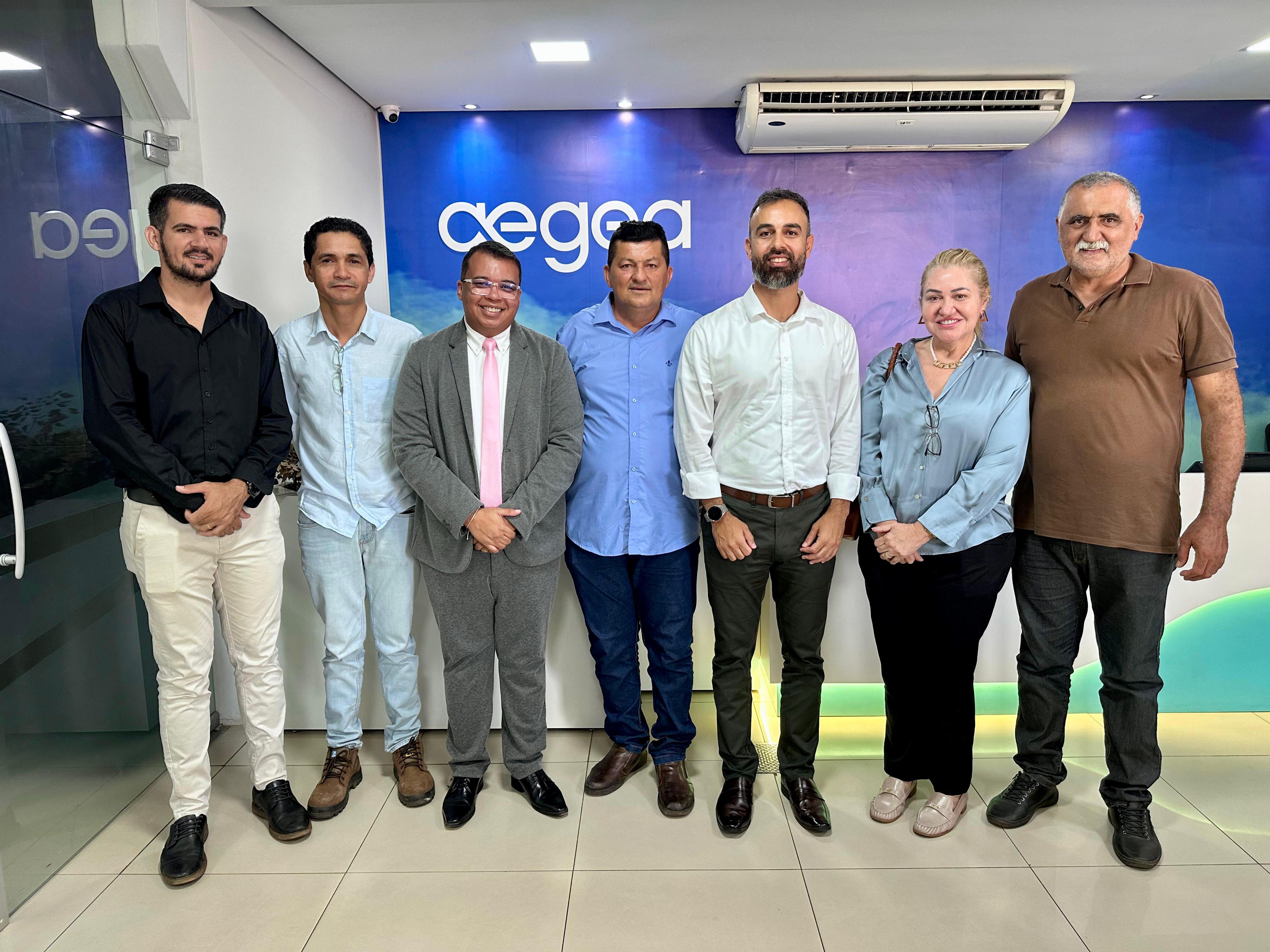 Deputada Simone Pereira acompanha Prefeito de Acauã em reunião para resolver crise de abastecimento de água