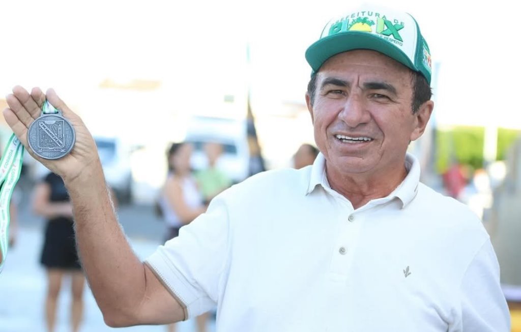 Câmara de Pio IX vota pedido de cassação do prefeito Silas