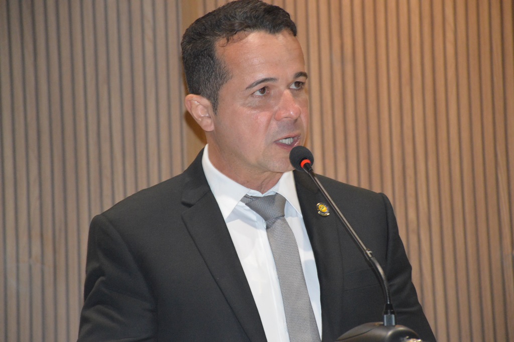 MP investiga contratações temporárias de pessoal da limpeza pública em Sussuapara