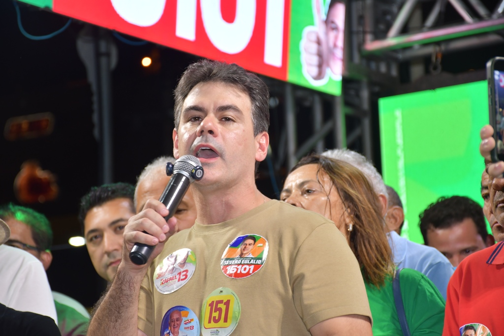 Deputado Severo Eulálio inaugura comitê de campanha em Picos